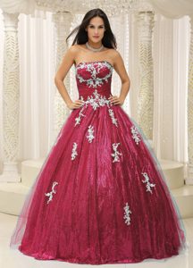 Wonderful A-line Tulle and Sequined Quinceanera Dresses with Appliques