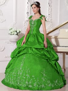New Green Straps Taffeta Embroidery Decorated Quinceanera Dress on Sale