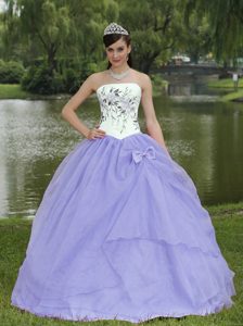 Elegant Strapless Embroidery Decorated Lilac Quinceanera Dresses for Cheap
