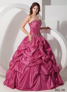 Inexpensive Hot Pink Ball Gown Strapless Sweet 16 Dress in Taffeta with Pick-ups