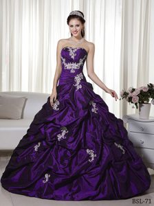 Graceful Purple Sweetheart Quinceanera Dress with White Appliques and Pick-ups