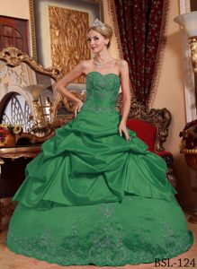 Dark Green Sweetheart Embroidery Beading Quince Dress with Pick-ups