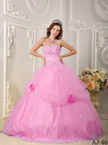 Baby Pink Sweetheart Cheap Sweet 16 Dresses with Appliques and Flowers