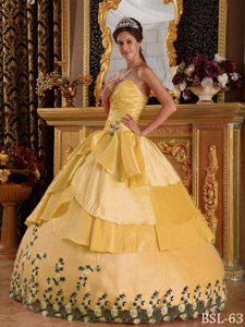 2012 Sweetheart Yellow Quinceanera Gown Dress with Appliques on Sale
