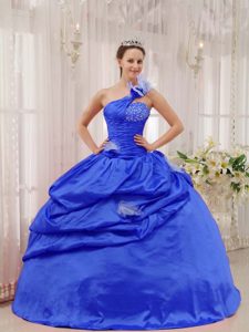 Cheap One Shoulder Dresses for Quinceanera with Beading in Royal Blue