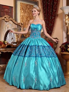 Teal Sweetheart Quinceanera Gown Dresses with Embroidery for Summer