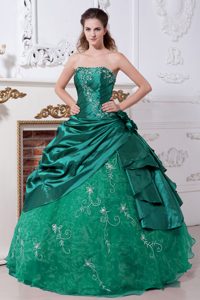 Turquoise Strapless Embroidery Quinceanera Dress in Taffeta and Organza
