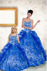 Eye-catching Pick Ups Ball Gowns Ball Gown Prom Dress Royal Blue Sweetheart Taffeta Sleeveless Floor Length Lace Up