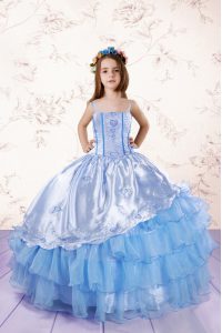 Glorious Sleeveless Embroidery and Ruffled Layers Lace Up Girls Pageant Dresses