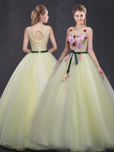 Admirable Light Yellow Ball Gown Prom Dress Military Ball and Sweet 16 and Quinceanera with Appliques Scoop Sleeveless Lace Up