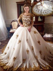 Scoop With Train Ball Gowns Long Sleeves White Quinceanera Dress Chapel Train Zipper