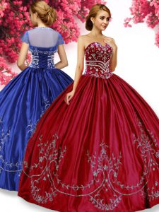 Customized Wine Red Sweetheart Lace Up Embroidery Quinceanera Dresses Sleeveless