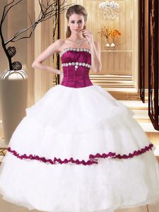 Sumptuous White Lace Up Quinceanera Gowns Beading Sleeveless Floor Length